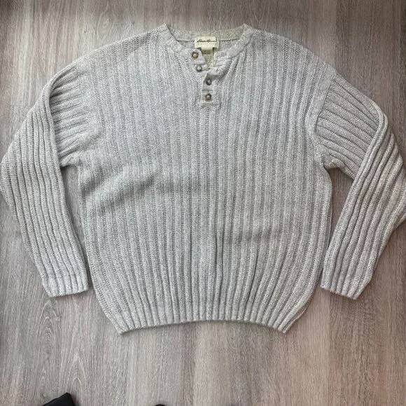 Eddie Bauer Men's L Heather Grey 100% Cotton Ribbed Knit 3-Button Henley Sweater - Picture 2 of 9